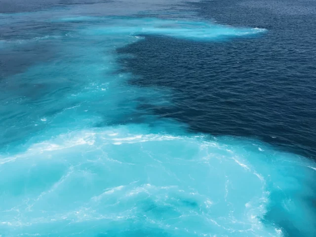 BLEUE ESTNOTRE PLANÈTE !