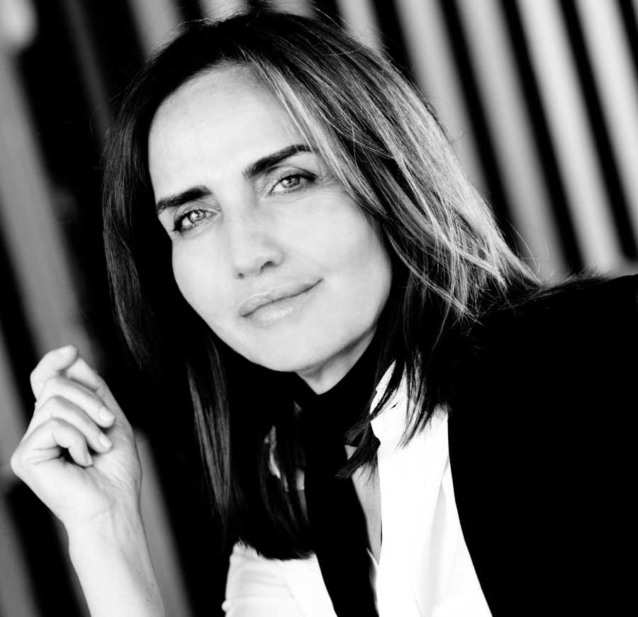CAROLINE CORTICCHIATO