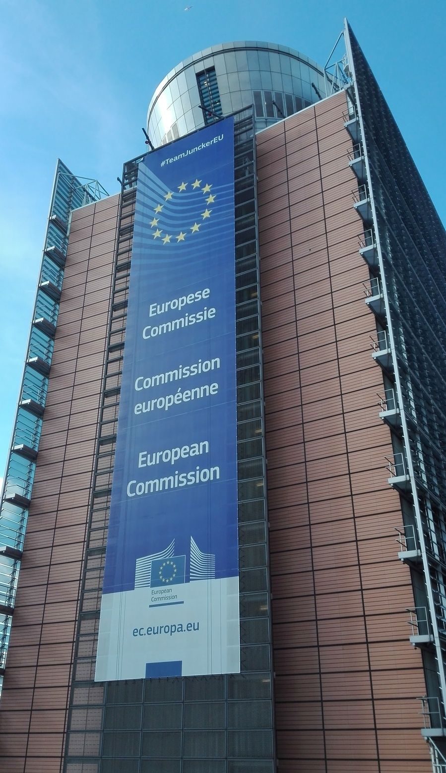 APRÈS LA CHINE DU XIXᵉ SIÈCLE, l’Europe à son tour