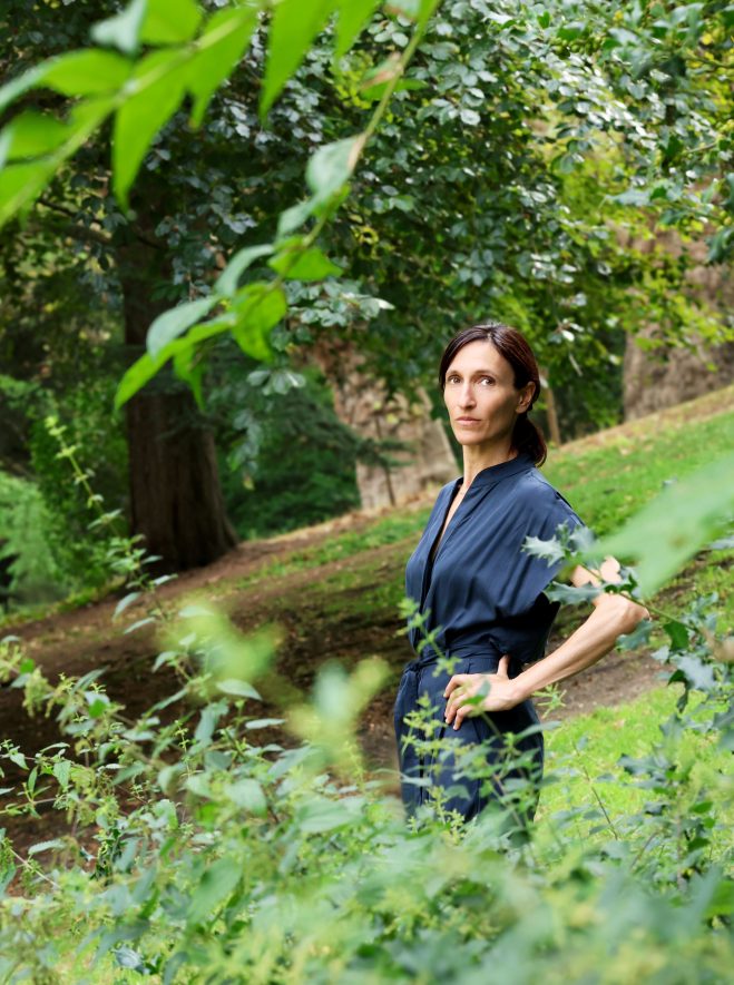 LA QUÊTE DE LA BEAUTÉ COMME UNIQUE REMÈDE À LA BARBARIE